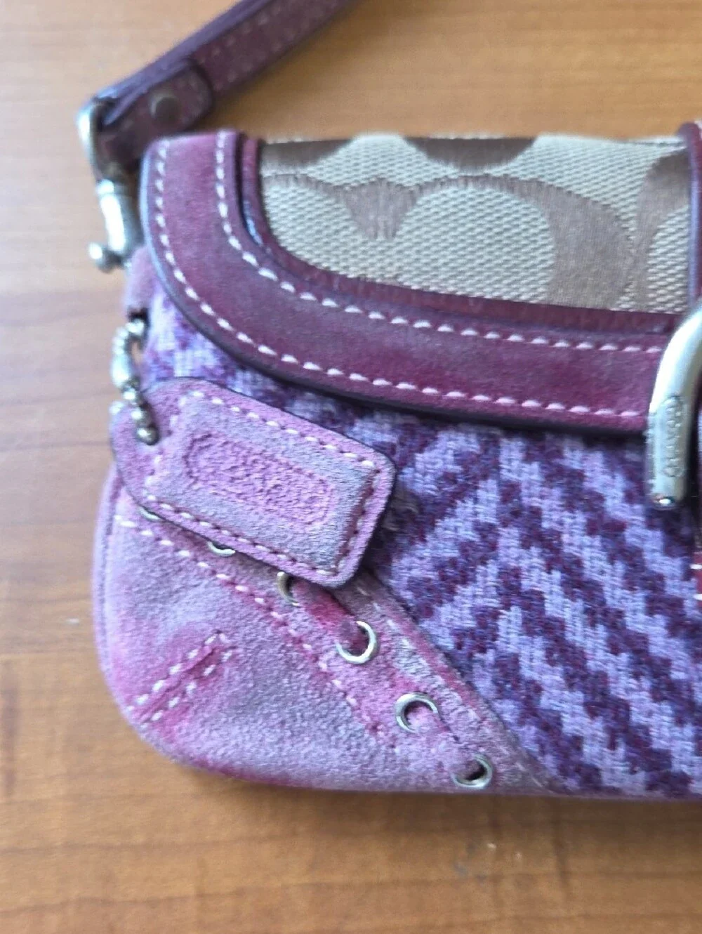 Coach RARE SOHO Purple Herringbone Wristlet Clutch with Buckle Detail - Picture 4 of 16